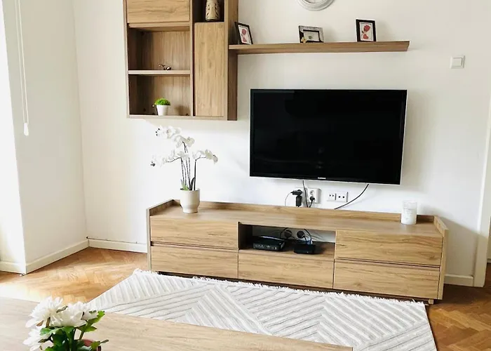 Lini Апартаменты